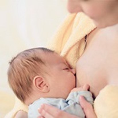Allattamento al seno. Ecco le raccomandazioni per garantirlo in caso di ricovero ospedaliero della mamma e del bambino