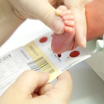 Gli screening neonatali nei Lea. La Camera approva la nuova legge all’unanimità. Ora ultimo passaggio al Senato