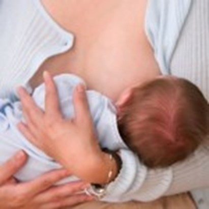 L’allattamento al seno riduce del 33% la mortalità nel primo anno di vita