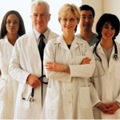 In Europa esercitano 1,8 milioni di medici. Italia al secondo posto in valori assoluti con 240mila medici ma abbiamo il record per anzianità: il 54% ha più di 55 anni. Gli ultimi dati Eurostat