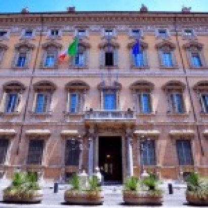 Dl Semplificazioni. Via libera dal Senato. Dal personale al payback, fino alla medicina generale. Ecco tutte le misure per la sanità