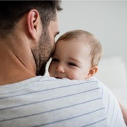 Il padre nei primi mille giorni. L’Iss pubblica la Guida metodologica PARENT