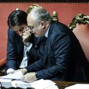 conte-e-gualtieri-aogoi-bilancio