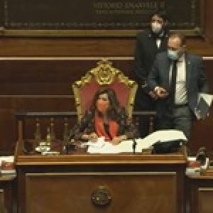 senato-approva-manovra